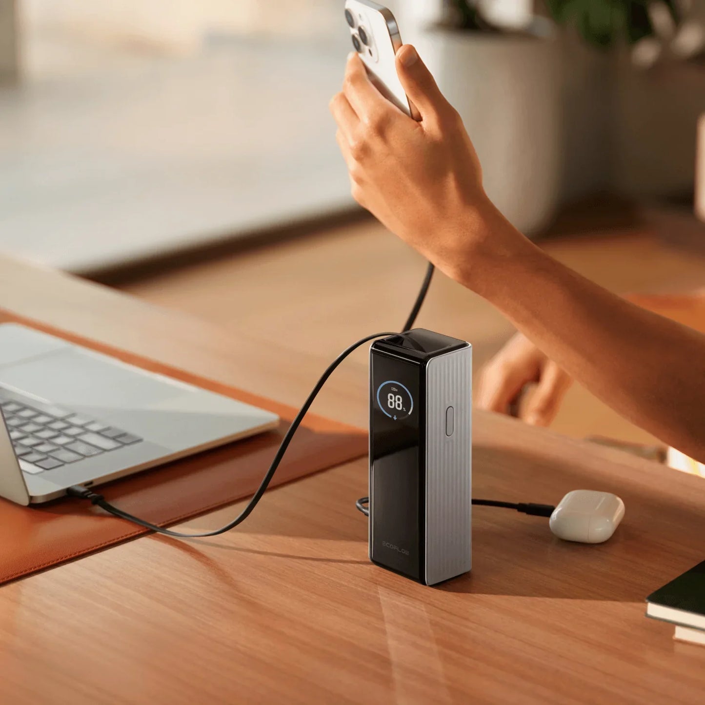 EcoFlow RAPID Powerbank 25'000 mAh grau | 140 W laden, bis zu 170 W entladen | + ausziehbares 100 W USB-C Kabel
