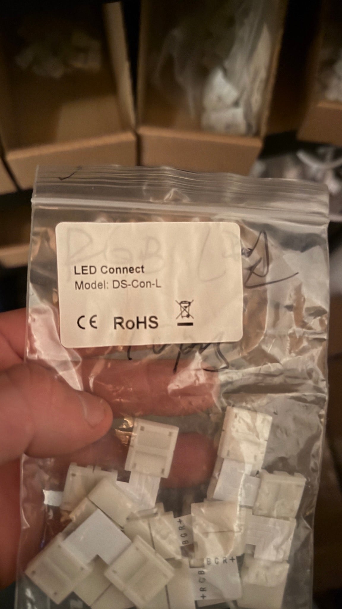 Jelektro LED Streifen L-Verbinder, lötfreie Klemmverbindung für Ecken